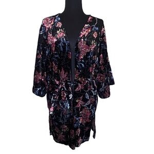Monteau Romantic Gothic Moody Dark Floral Velvet Kimono Cape Robe w/ Belt